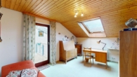 Großzügig – Charmant – Vielseitig: 1-2-FH mit Garten in toller Lage, Ettlingen-Neuwiesenreben - OG, Büro
