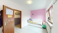 Familienfreundlich - Einladend - Teilsaniert: 5-Zi. ETW in ruhiger Bestlage von Malsch - Kinderzimmer