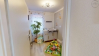 Modernes RMH mit hochwertiger Ausstattung, Terrasse, Garten und zwei Stellplätzen in Hochstadt - 1.OG, Büro