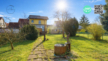 Seltene Chance in Ettlingen-West: Zwei Wohngebäude auf großem, vielseitig nutzbarem Grundstück, 76275 Ettlingen, Einfamilienhaus