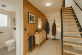 Charmant, großzügig, vielseitig – Maisonettewohnung mit Garten, Terrasse und Scheune in Loffenau - EG, Flur Musterfoto