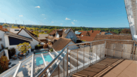 Exklusives Wohnen mit Pool und Weitblick: Modernes 1-FH mit ELW in Straubenhardt-Langenalb - OG, Balkon