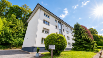 Charmant. Viel Potenzial. Sofort verfügbar. – Renovierungsbedürftige 3-Zi-ETW, Ettlingen-Stadt, 76275 Ettlingen, Etagenwohnung