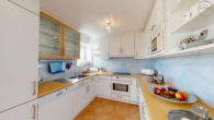 Großzügig – Hochwertig – Zentrumsnah: 4,5-Zi-Maisonettewohnung & TG-Stellplatz in Ettlingen-Stadt - DG, Küche
