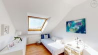 Großzügig – Hochwertig – Zentrumsnah: 4,5-Zi-Maisonettewohnung & TG-Stellplatz in Ettlingen-Stadt - DG, Gästezimmer
