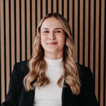 Louisa Weiland, Immotify