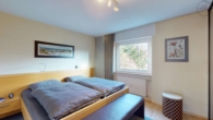 Tolles Wohngebiet: Modernisierte 3-Zi-ETW mit Loggia und TG-Stellplatz, Ettlingen-Neuwiesenreben - 1.OG, Schlafen