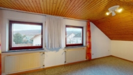 Seltene Gelegenheit: 1-2-FH mit tollem Grundstück, Garage und vielen Möglichkeiten in Ettlingenweier - 2.OG, Schlafen