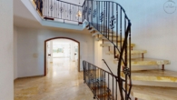 Familientraum mit Charme – Villa mit Studio, Garten & Doppelgarage, Karlsbad-Spielberg - EG, Eingangsbereich