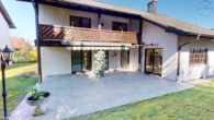 Familientraum mit Charme – Villa mit Studio, Garten & Doppelgarage, Karlsbad-Spielberg - Terrasse