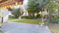 Familientraum mit Charme – Villa mit Studio, Garten & Doppelgarage, Karlsbad-Spielberg - Terrasse